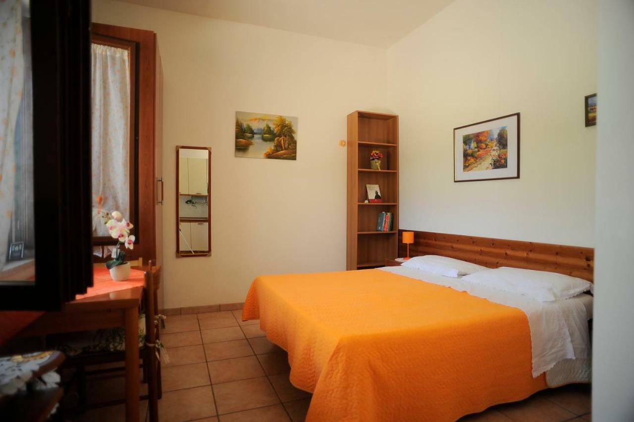 Agriturismo La Giannottola Aprilia Buitenkant foto